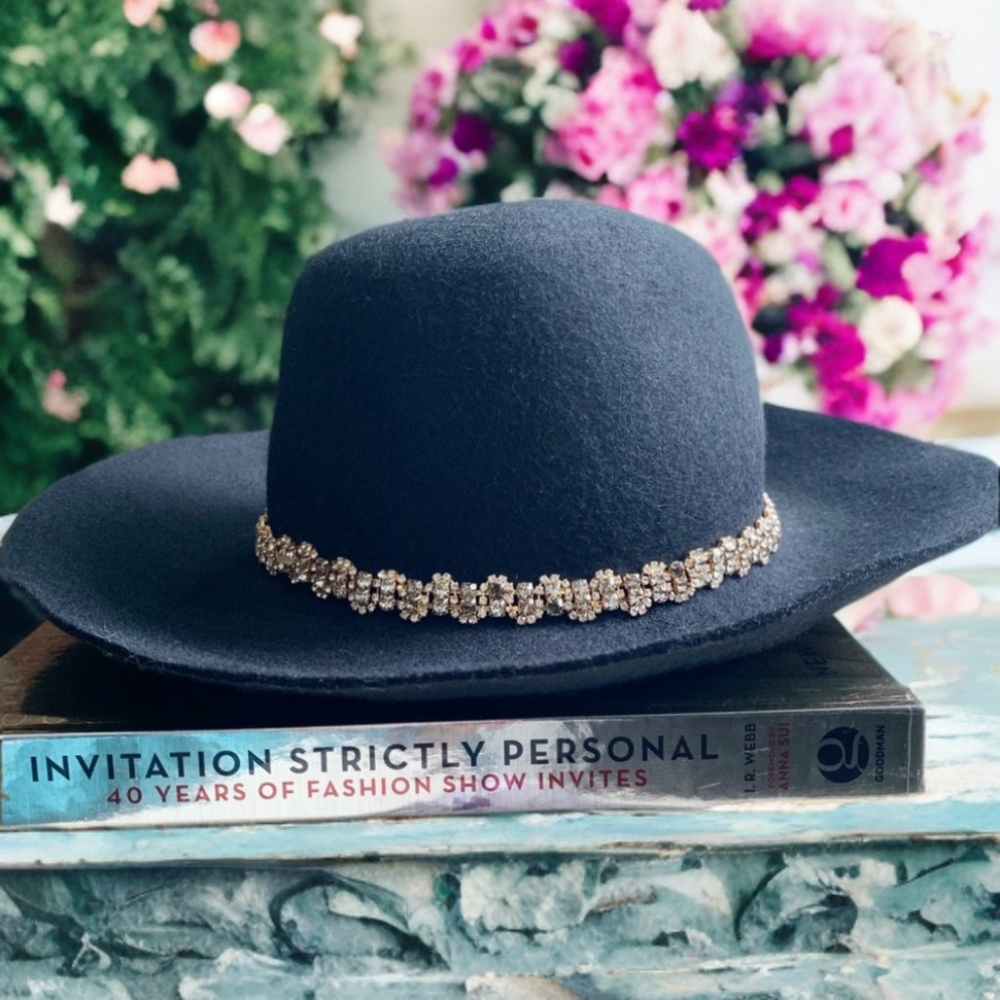 ALDO wool fedora hat with bling